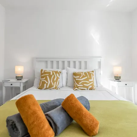 2-bed Near Norwich Riverside Διαμέρισμα Ringland