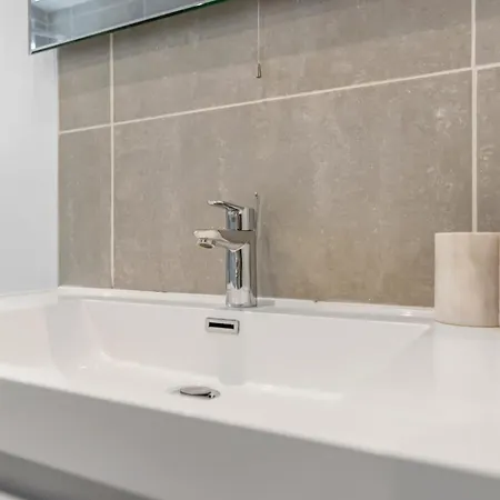 2-bed Near Norwich Riverside