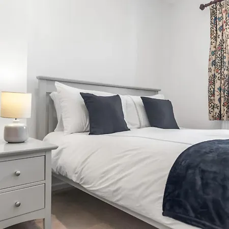 2-bed Near Norwich Riverside