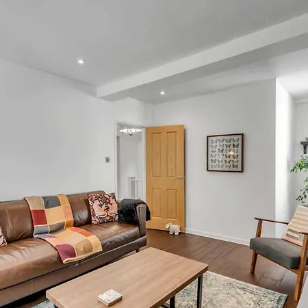 2-bed Near Norwich Riverside Ringland